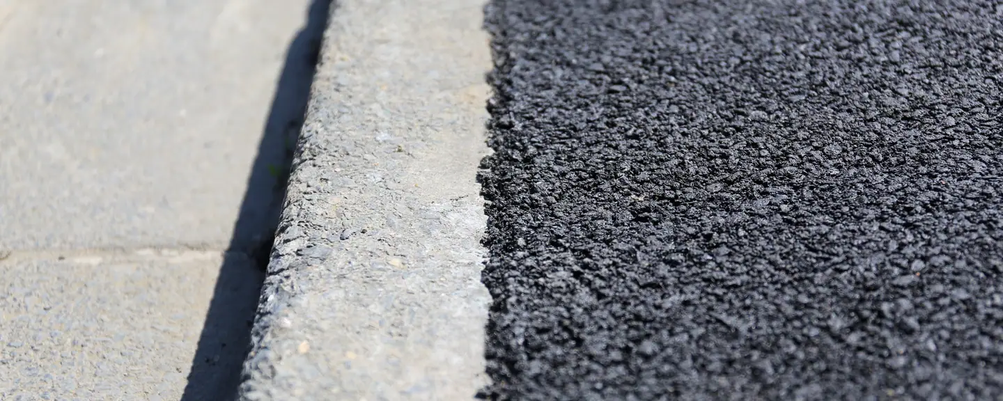 A wide finished tarmac surface — Tarmac Contractors in Dagenham by Meads Resurfacing