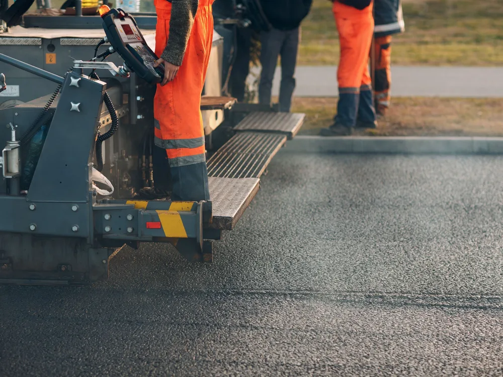 Tarmac Surfacing & Repairs