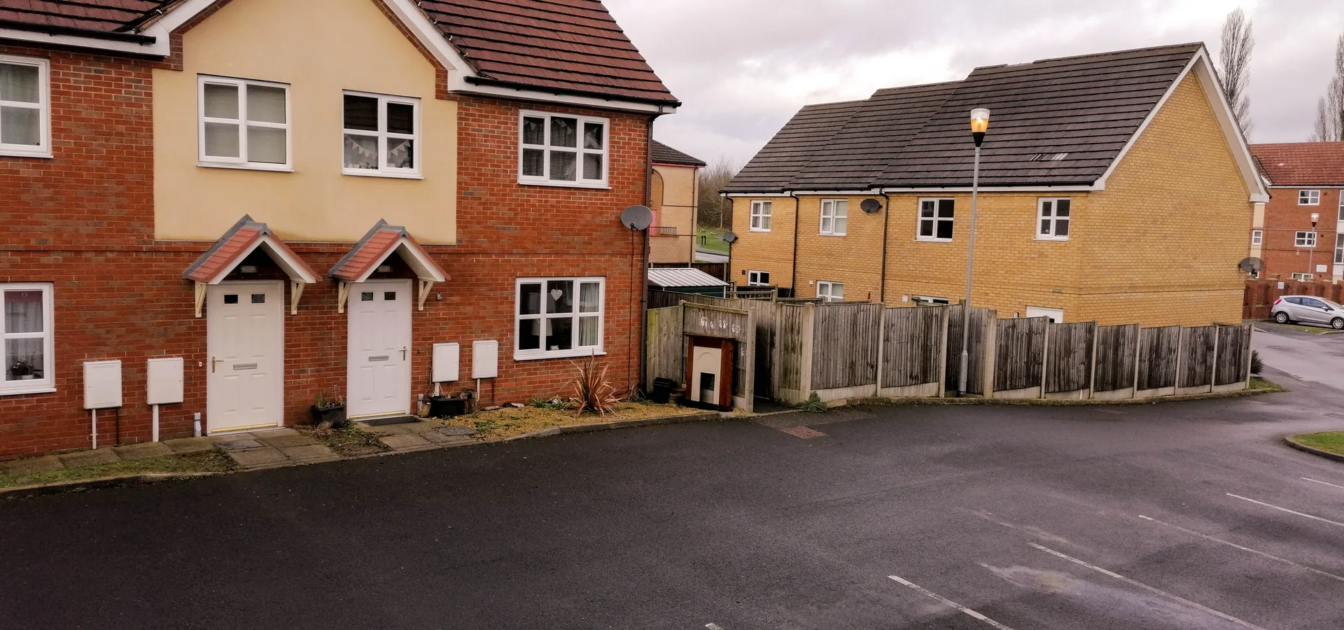 A resurfaced drive finished by the Meads Resurfacing team